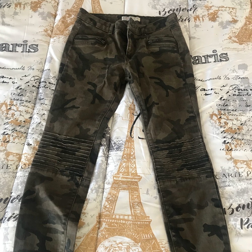 Zara camouflage